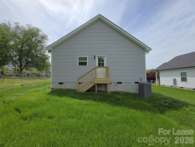 Building Photo - 1028 Patton Ave