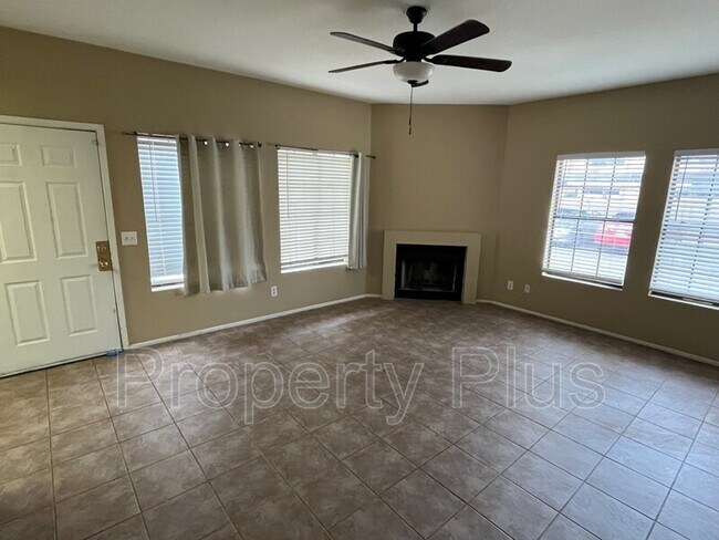 Building Photo - 1245 W 1st St