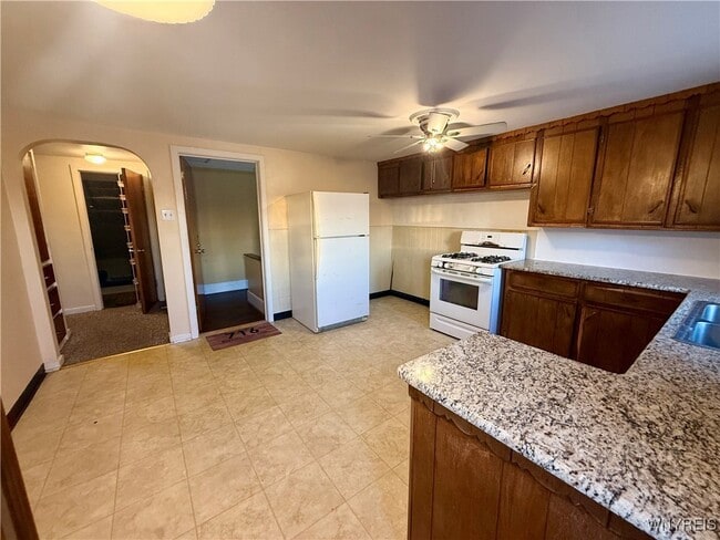 Building Photo - 91 Bloomfield Ave