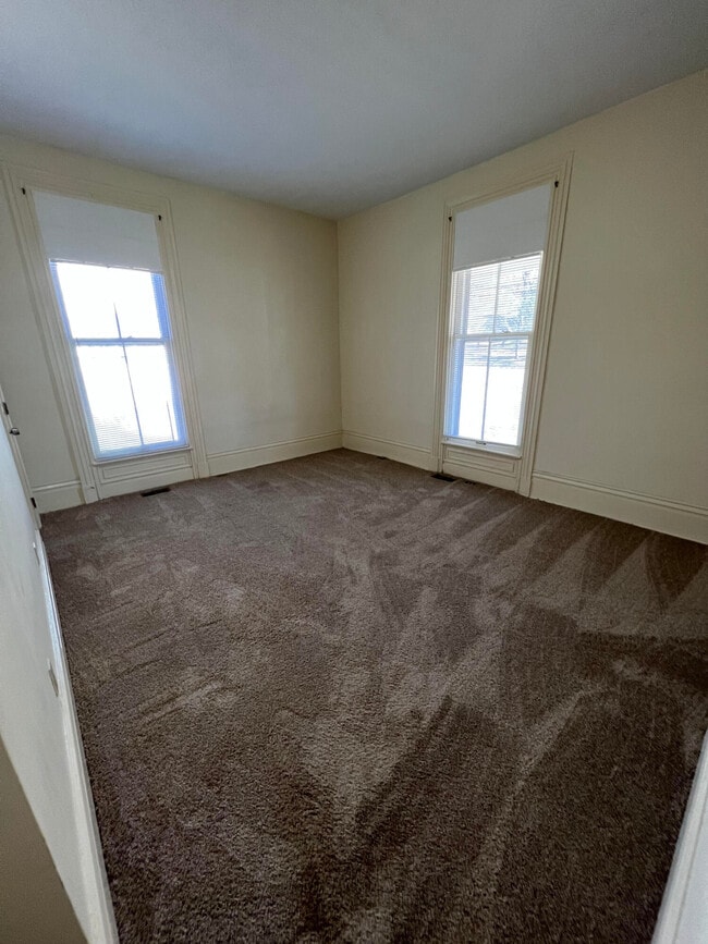 Building Photo - 311 N Hamilton St