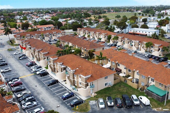Building Photo - 13165 SW 64th Terrace