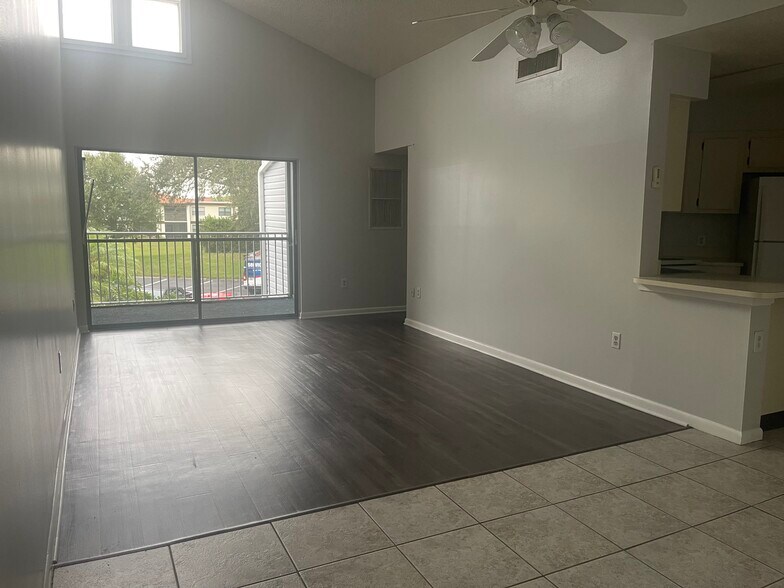 Building Photo - 3564 Southpointe Dr