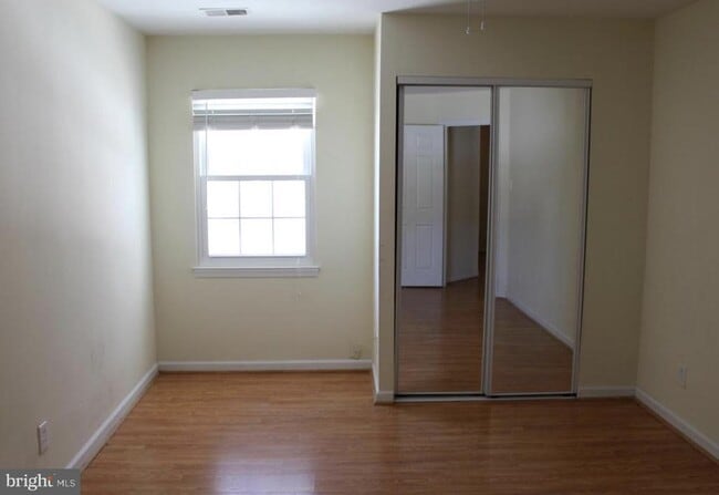 Building Photo - 10408 Parthenon Ct