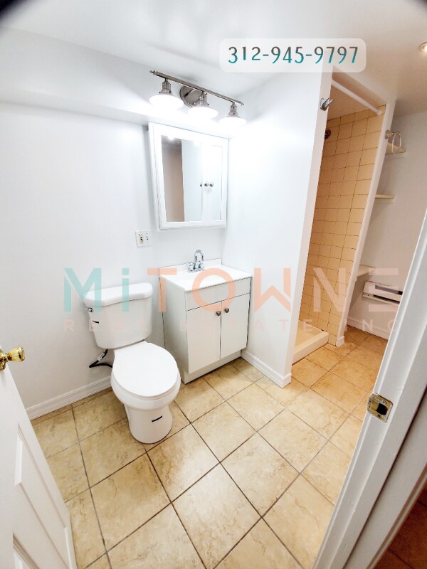 Building Photo - 1346 Chase