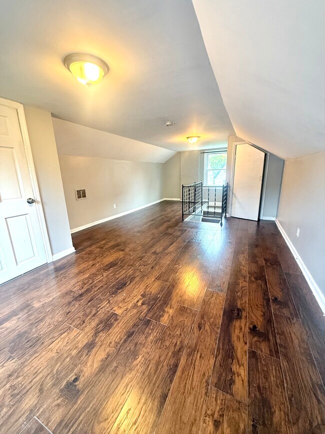 Building Photo - 1131 Wilmont Ct
