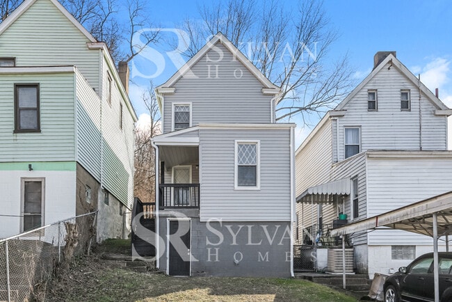 Building Photo - Coming HOME never felt so good!