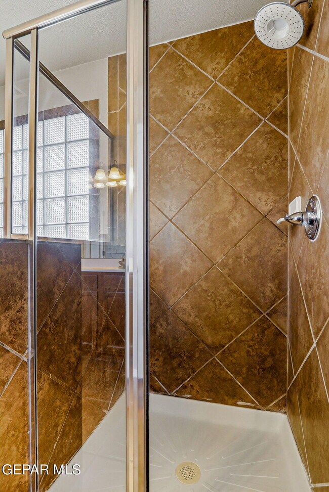 Building Photo - 3165 Sarina Cir