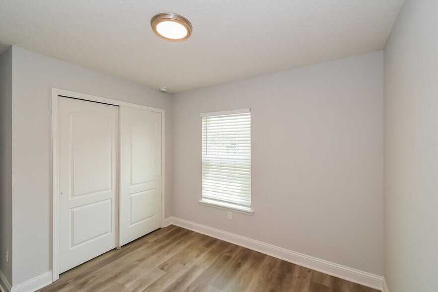 Building Photo - 683 Trellis Bay Dr