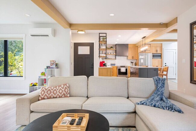 Building Photo - 9047 51st Ave NE