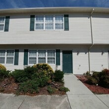Building Photo - Townhome in Swansboro with 2 Master Suites + Community Pool. Showings Available!