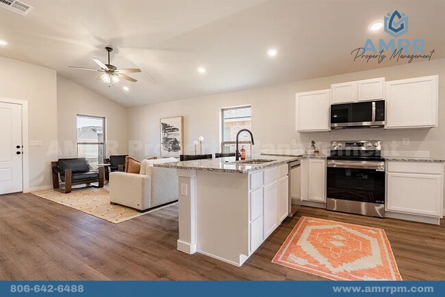 Building Photo - NEW 3 Bedroom In Bell Farms!