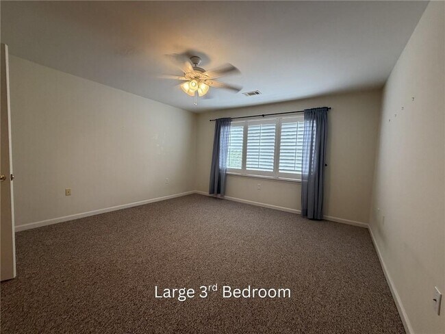 Building Photo - 1510 Liberty Ln