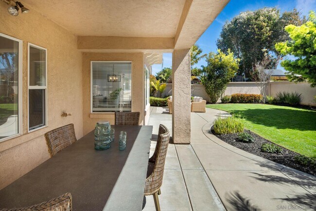 Building Photo - 3849 Chippewa Ct