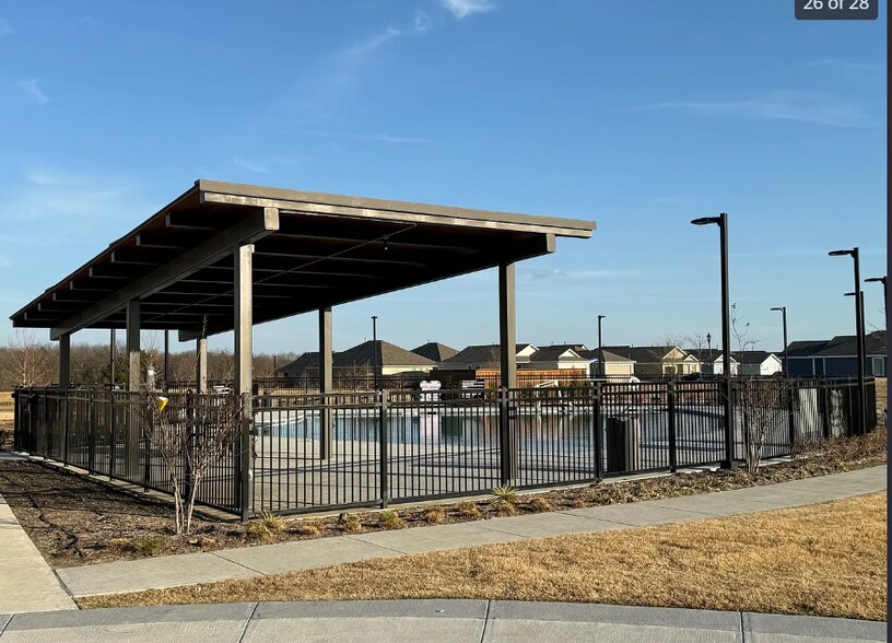 Building Photo - 1125 Desert Willow Dr