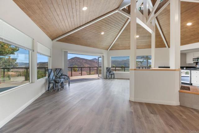 Building Photo - 2916 Anaheim St