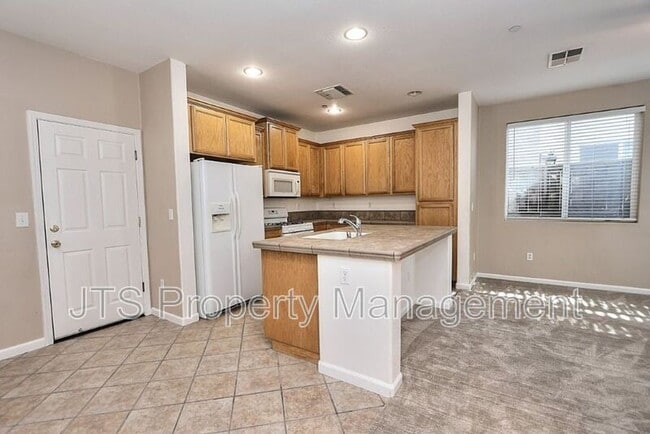 Building Photo - 506 Navigator Dr
