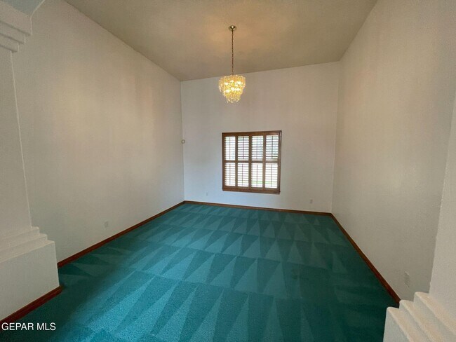 Building Photo - 6851 Rock Canyon Dr