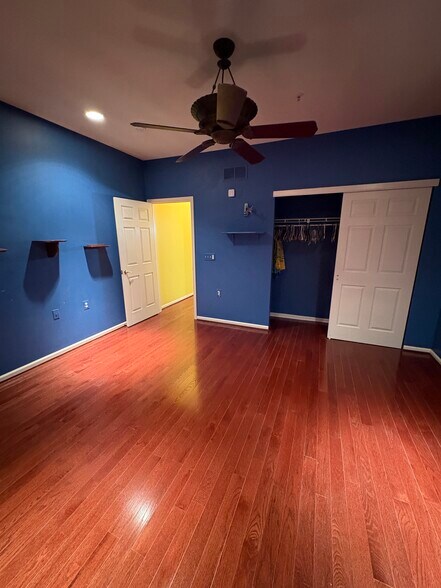 Building Photo - 950 Nathaniel Trl