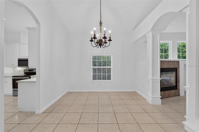 Building Photo - 914 SW 83rd Terrace