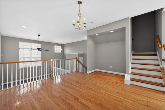 Building Photo - Gorgeous Recently Renovated 3 BR, 2.5 Bath Conshohocken Townhome!