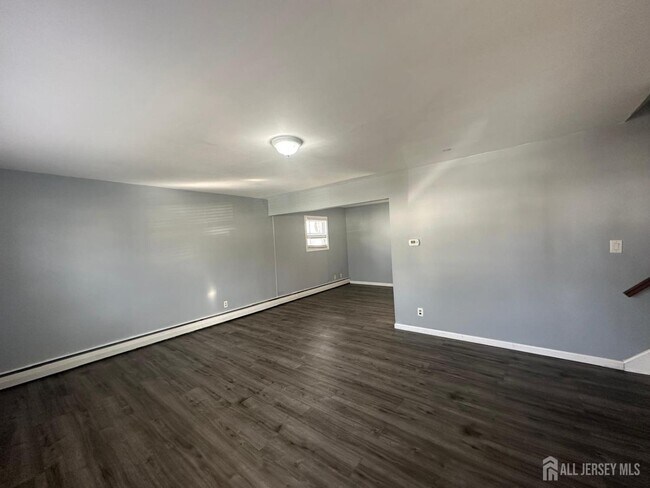 Building Photo - 19 Baldwin Rd