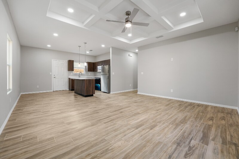 Building Photo - 4117 La Vista Ave