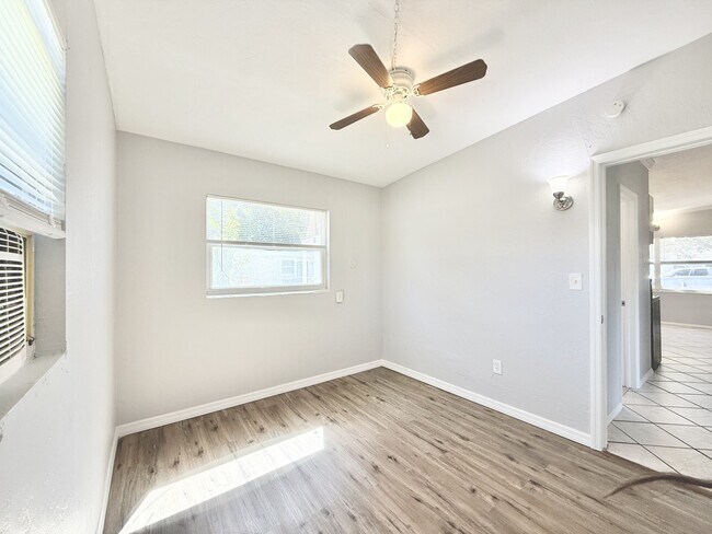 Building Photo - 7111 Onyx Dr N