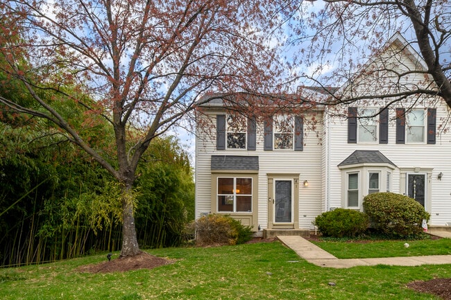 Building Photo - 1 Lanhill Ct