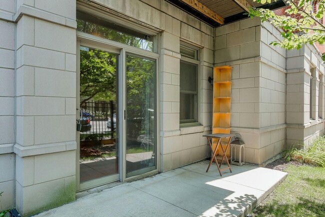 Building Photo - 1407 S Halsted St