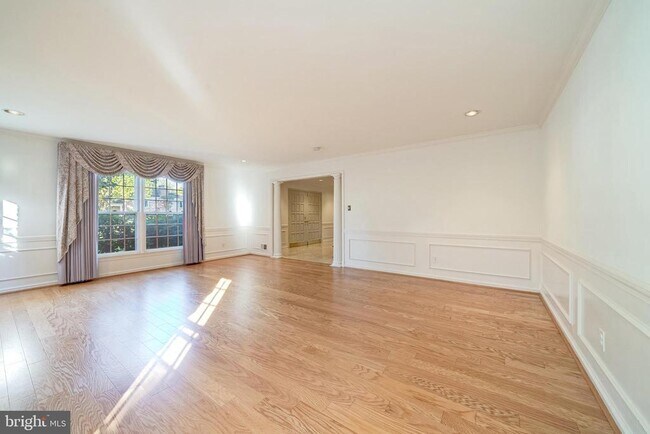 Building Photo - 6209 Stoneham Ln