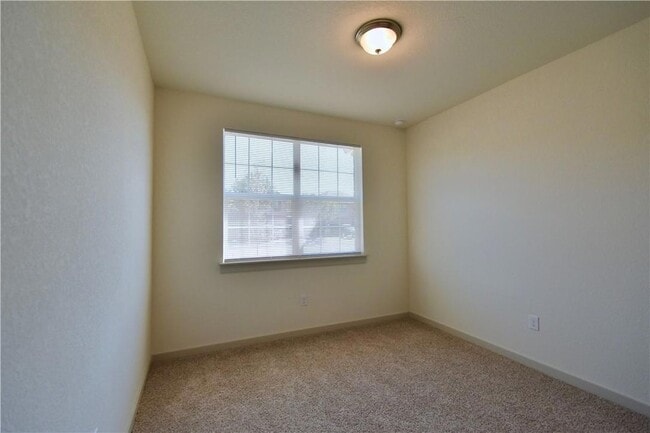 Building Photo - 12309 Pecangate Way