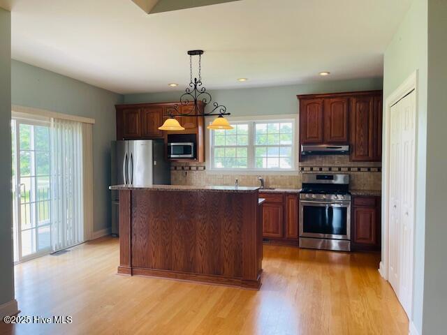 Building Photo - 116 Spinnaker Ln