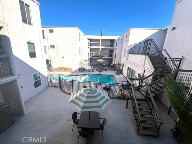 Building Photo - 409 Burchett St