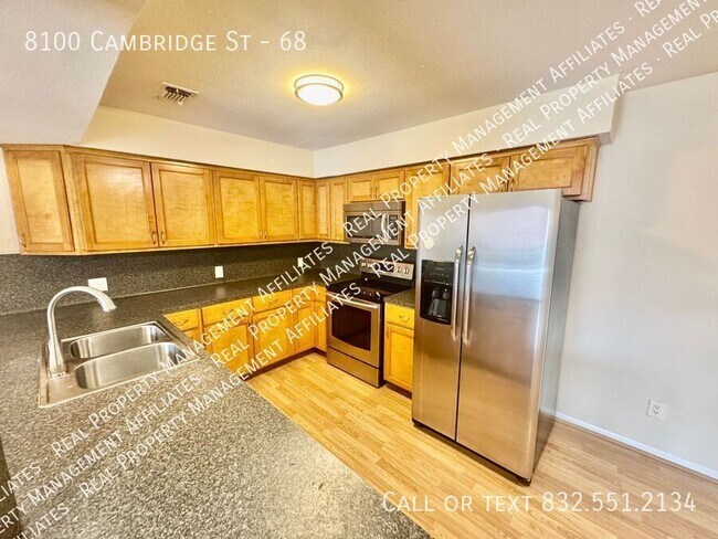 Building Photo - 8100 Cambridge St