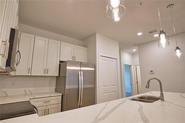 Building Photo - 289 Boundary Blvd