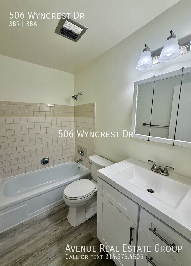 Building Photo - 506 Wyncrest Dr