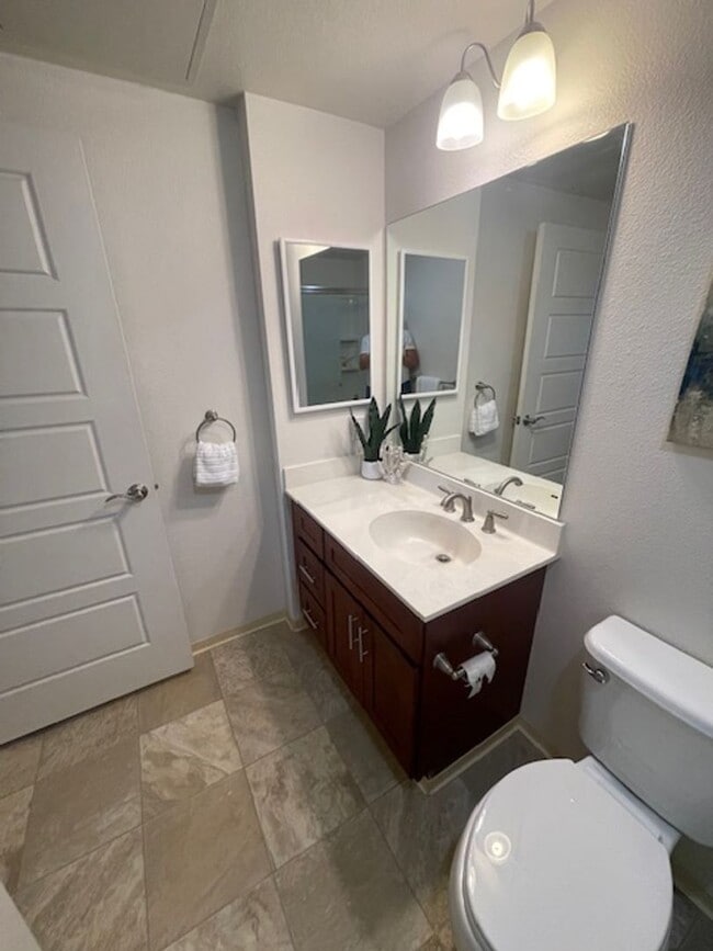 Building Photo - Pet Friendly- Corner Unit- Pohakala at Mehana! 2 bed/ 2 bath/ 2 parking