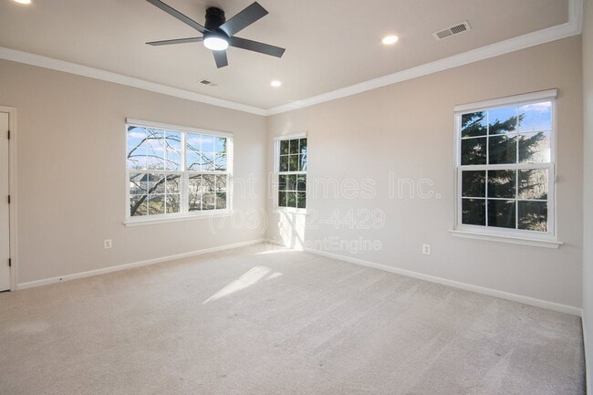 Building Photo - 6450 Waterfield Rd