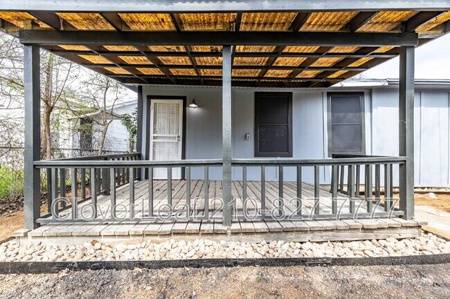 Building Photo - 112 W Hermine Blvd