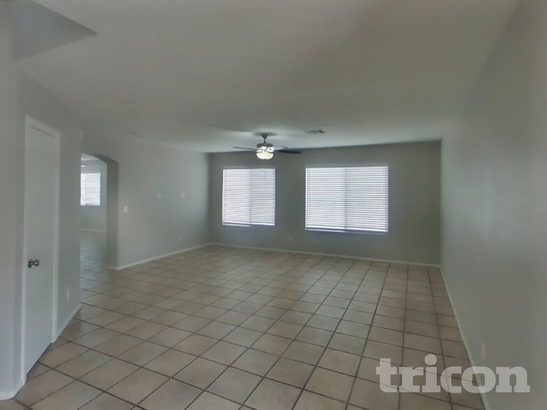 Building Photo - 2881 Deep Creek Ln