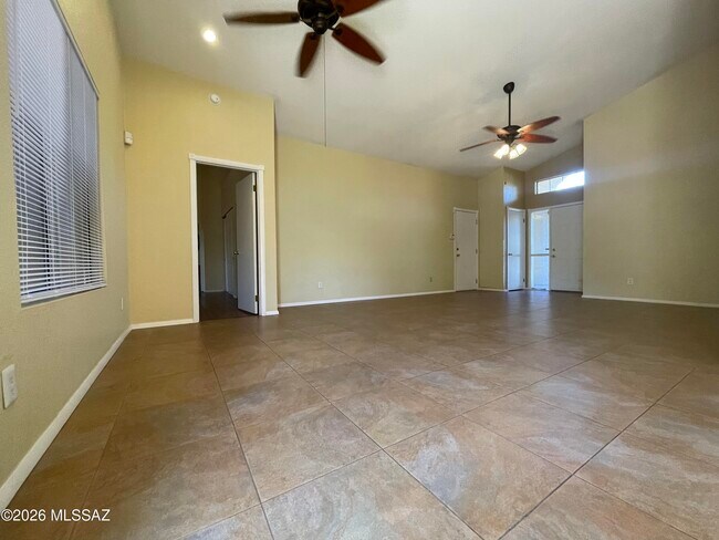 Building Photo - 3741 W Spinnaker Ln