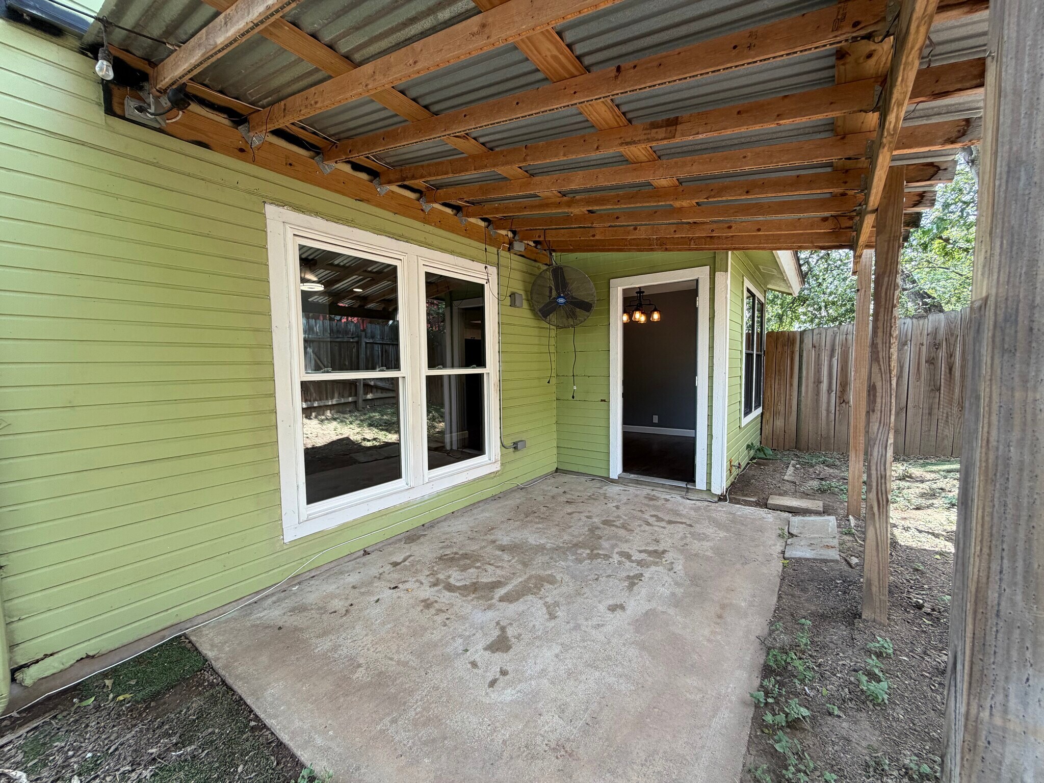 Building Photo - 8107 Hood Cir