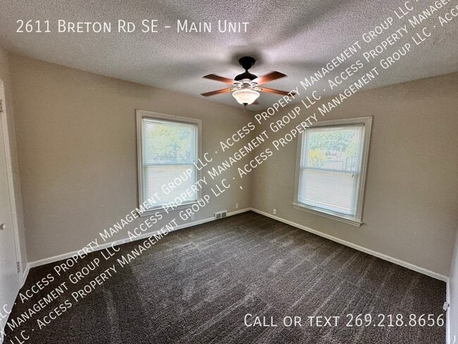 Building Photo - 2611 Breton Rd SE