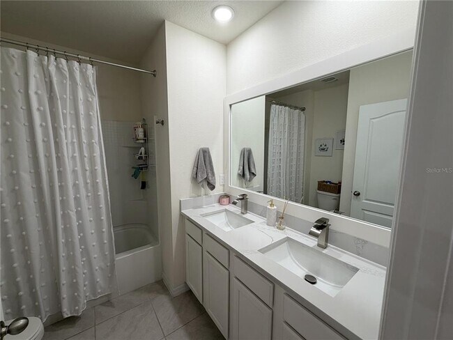 Building Photo - 750 Auburn Grv Ct