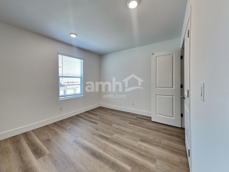 Building Photo - 4261 Halo Hollyhock St