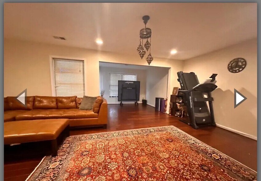 Building Photo - 3979 Troon Ct