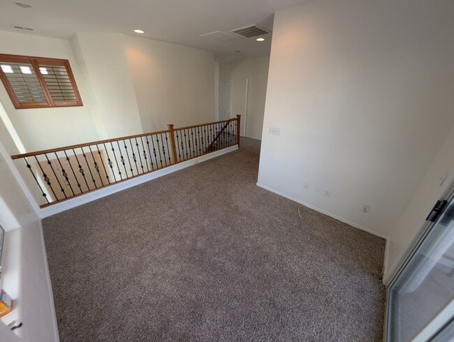 Building Photo - 205 Heiple Ct