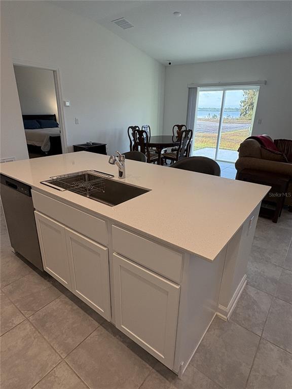 Building Photo - 748 Trotters Dr