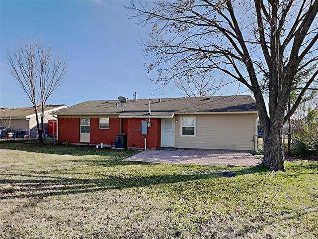 Building Photo - 2877 Joanna Dr