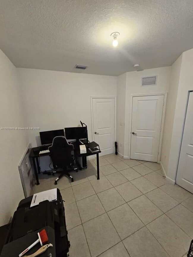 Building Photo - 12108 NW 24th Ct